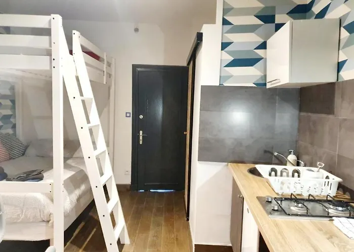 アパート Ruffec 14 1d リュフェック